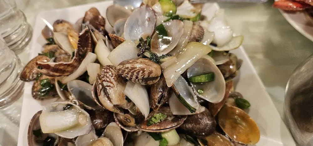 Clams with Black Bean Sauce